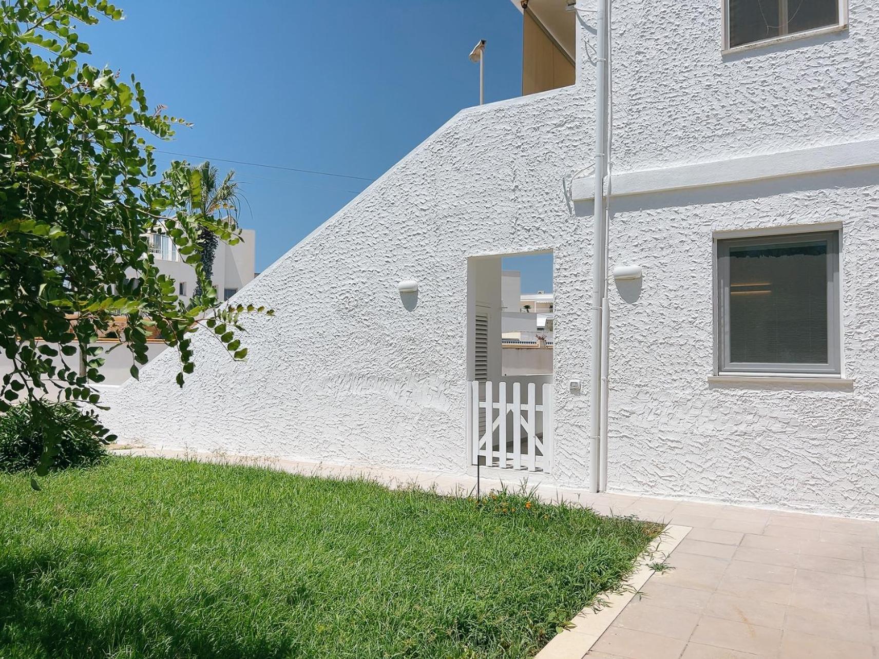 La Casa Sulla Spiaggia Torre San Giovanni Apartment Exterior photo